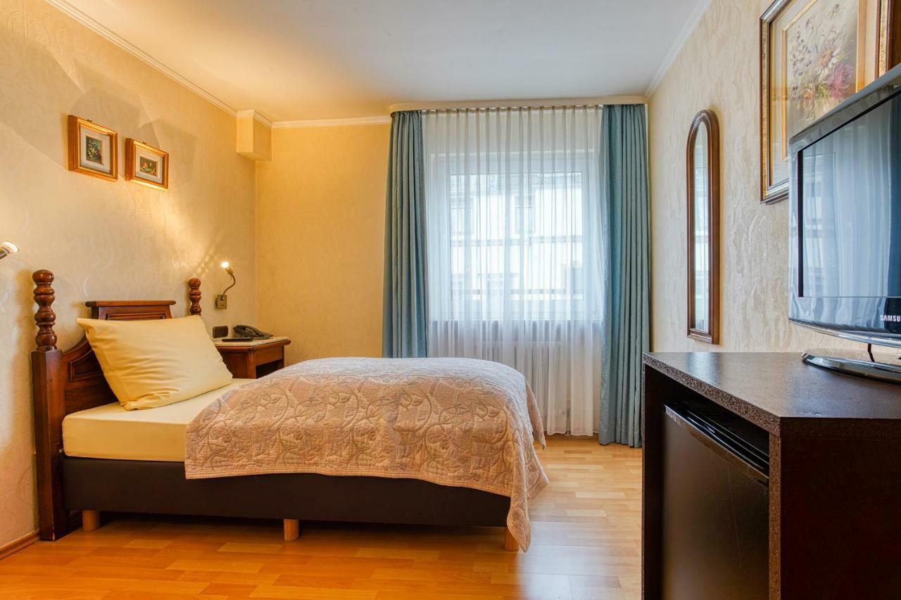 Ff&E Hotel Bavaria Fürth Εξωτερικό φωτογραφία