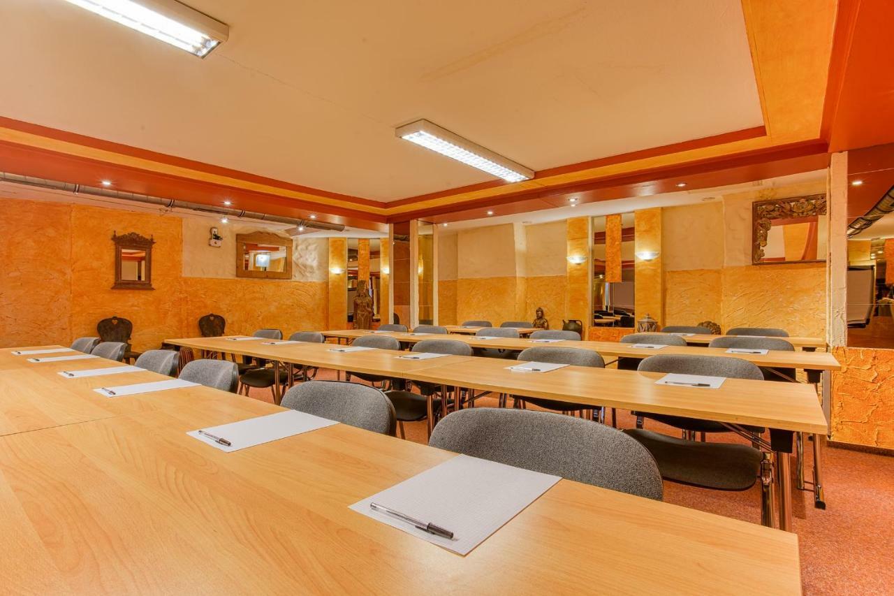 Ff&E Hotel Bavaria Fürth Εξωτερικό φωτογραφία