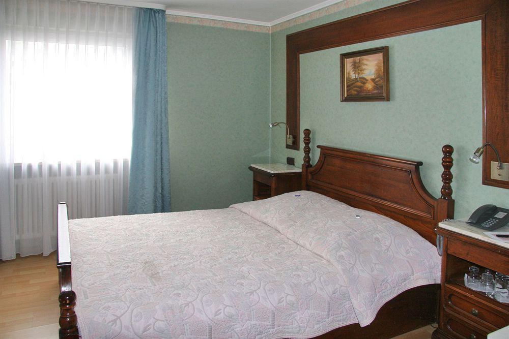 Ff&E Hotel Bavaria Fürth Εξωτερικό φωτογραφία